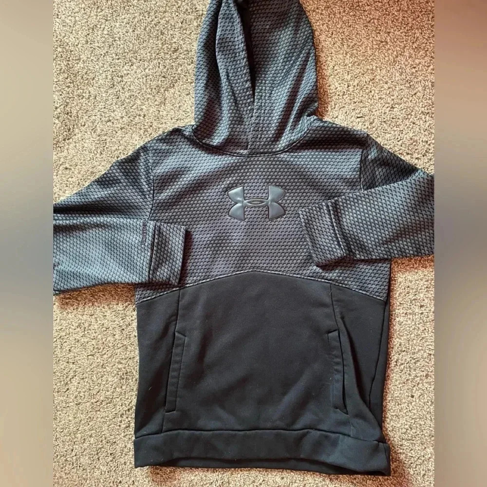 UnderArmor hoodie
